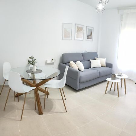 Relax Chiclana-Aparcamiento Privado-Tv Cable-Wifiplus-Aire Acond-Incluido شيكلانا دي لا فرونتيرا المظهر الخارجي الصورة
