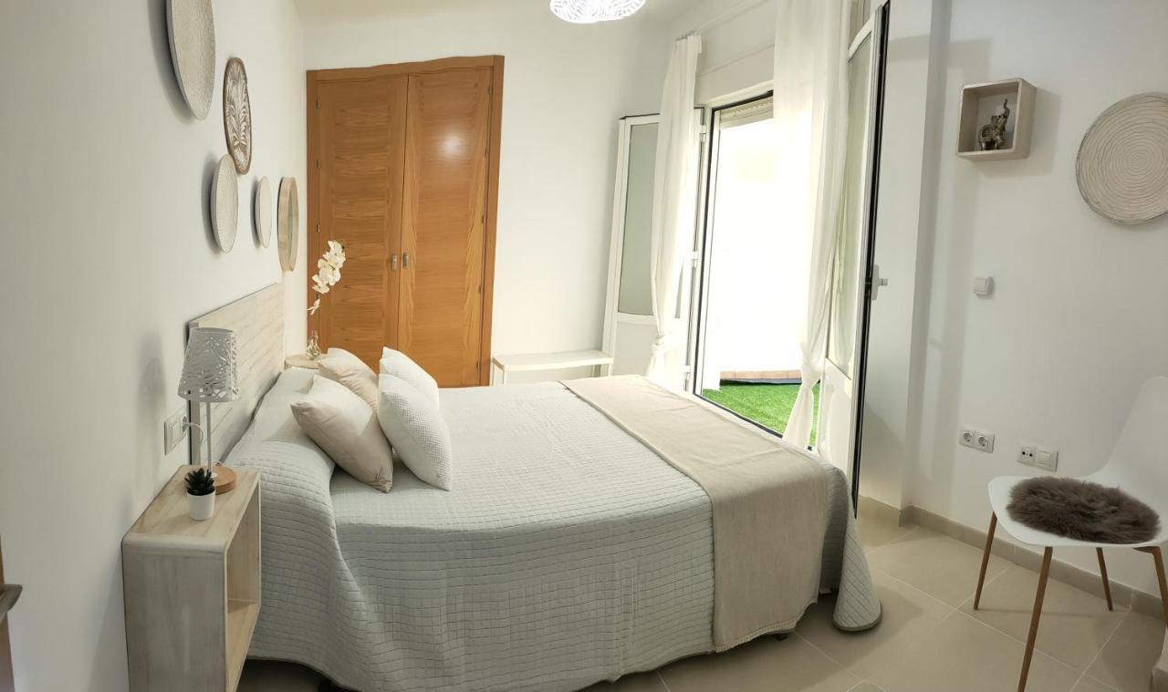 Relax Chiclana-Aparcamiento Privado-Tv Cable-Wifiplus-Aire Acond-Incluido شيكلانا دي لا فرونتيرا المظهر الخارجي الصورة